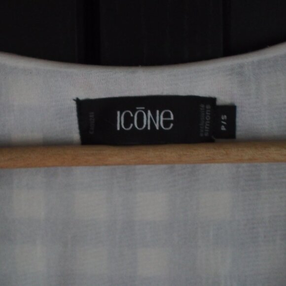 Icone | Sleeveless Blue & White Gingham Dress - Picture 2 of 7